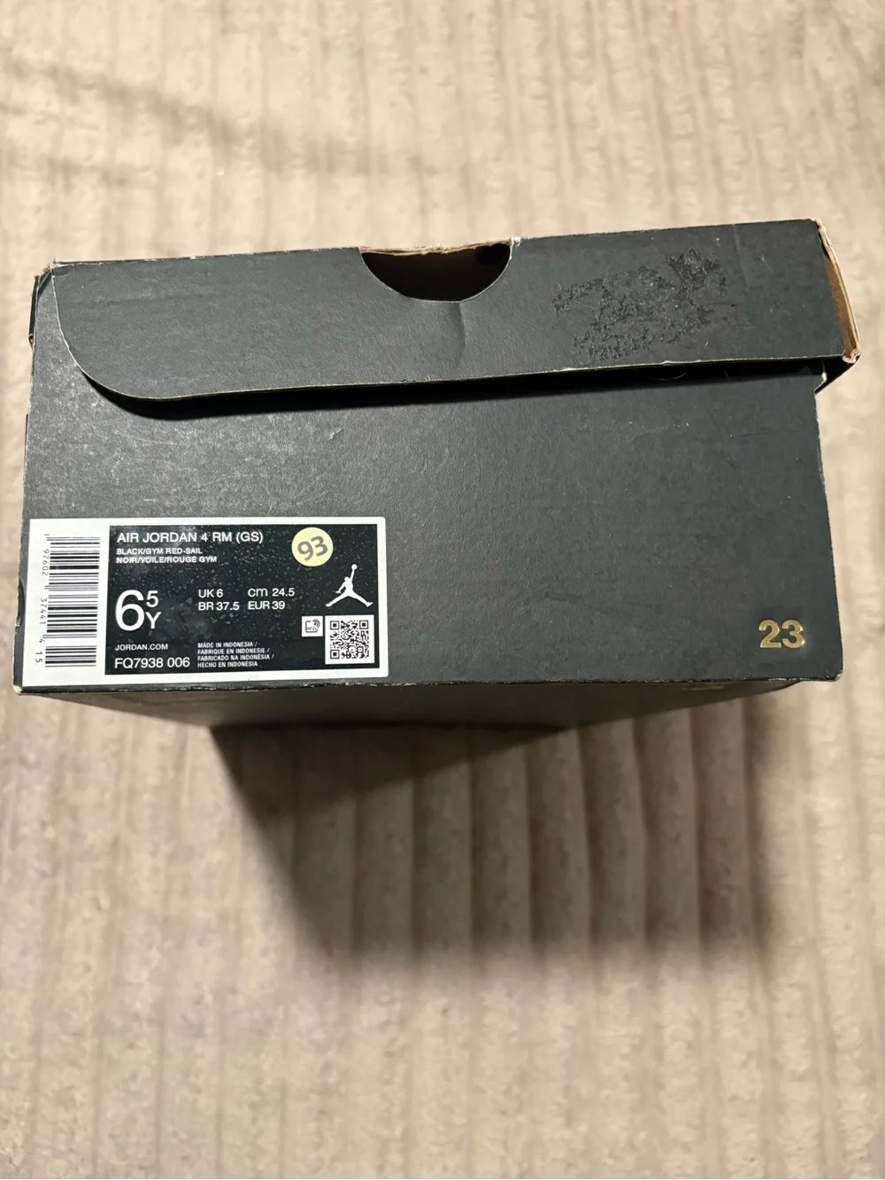 Air Jordan 4 RM- Black and Cream Casual BNWT AT-8/93 size 6.5Y